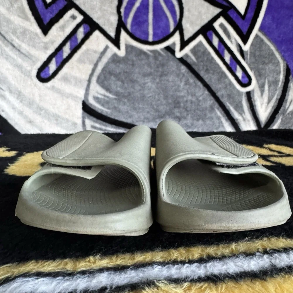 Size M6/W8 - Oofos Ooahh Sport Flex Slide Sandals Sage Green Comfort